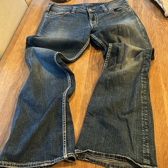SILVER Suki Surplus bootcut distressed blue jeans - Picture 6 of 10